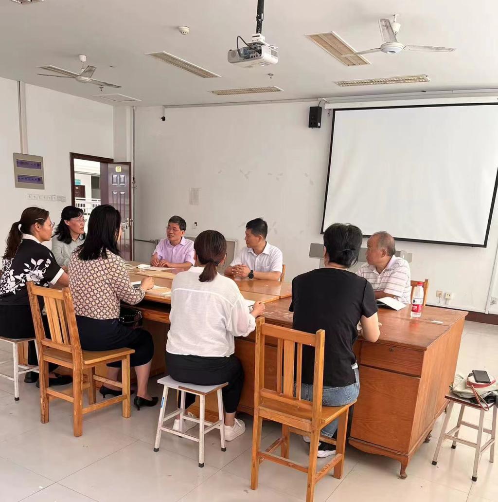 公共教學(xué)部扎實(shí)開(kāi)展教研室教研活動(dòng)與教育教學(xué)檢測(cè)評(píng)價(jià)專(zhuān)項(xiàng)檢查